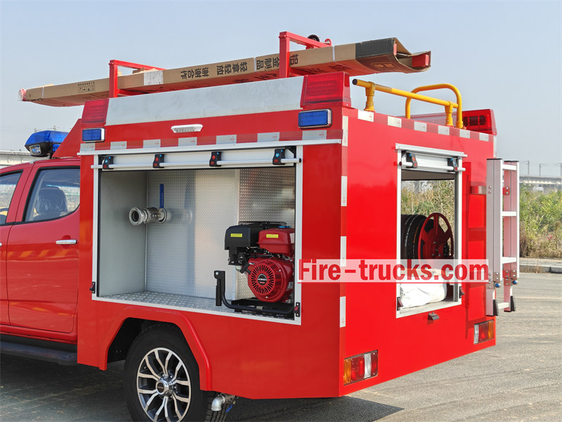 Isuzu 4x4 pickup fire truck pump room