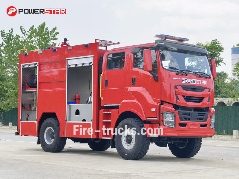 ISUZU off road fire truck