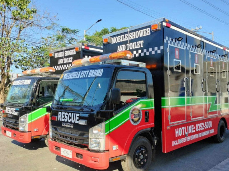 ภาพรถยนต์ Isuzu Mobile Emergency Shower and Toilet
