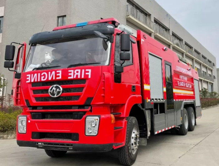 รถดับเพลิงกู้ภัยหนัก IVECO HONGYAN พร้อมรายละเอียดและราคา